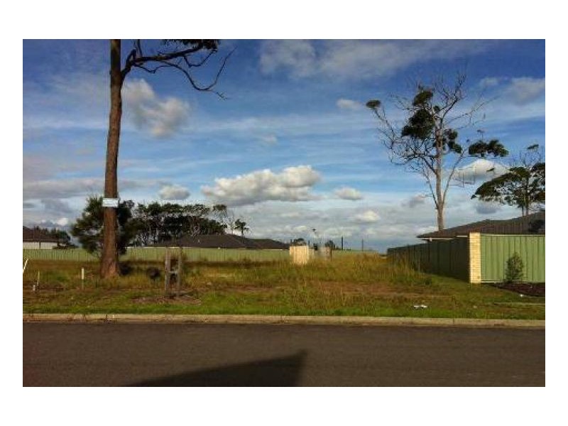 41 Bluehaven Drive, Old Bar NSW 2430