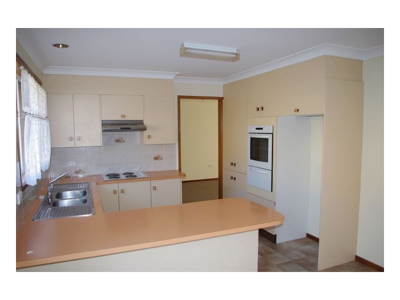 4 Tern Close, Old Bar NSW 2430