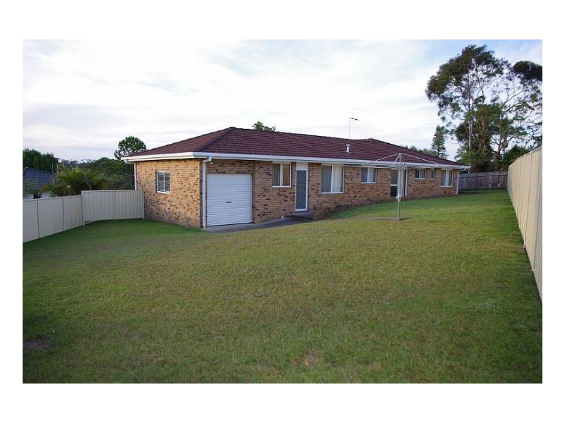 4 Tern Close, Old Bar NSW 2430