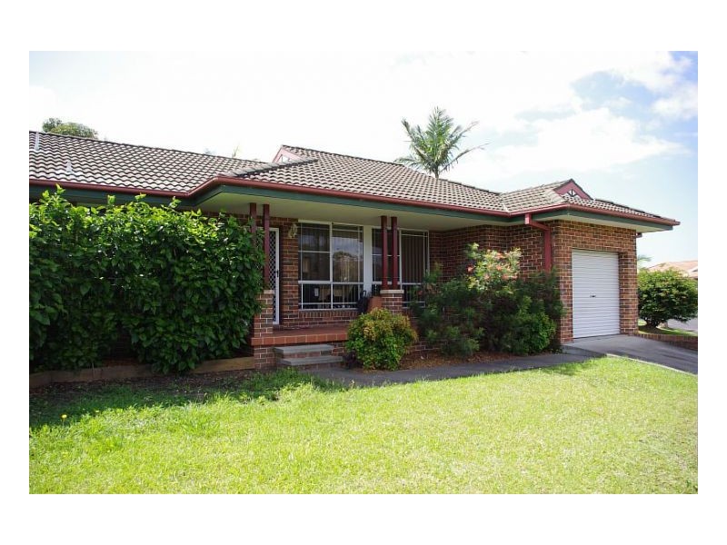 4A Gannet Crescent, Old Bar NSW 2430