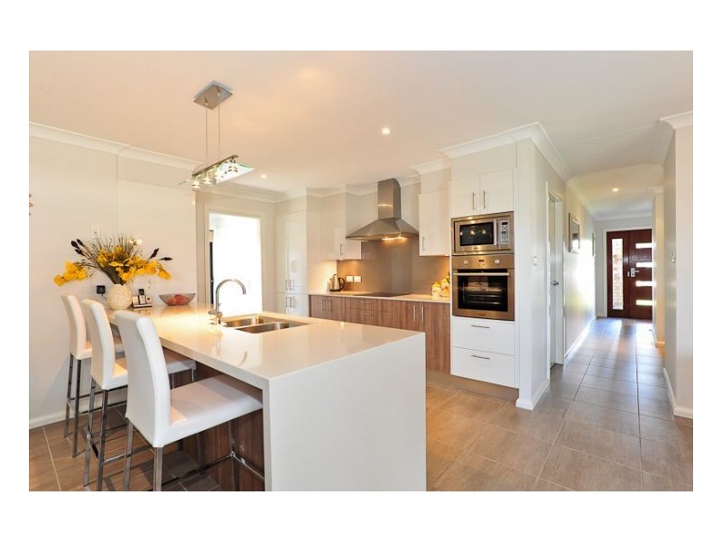 29 Bluehaven Drive, Old Bar NSW 2430