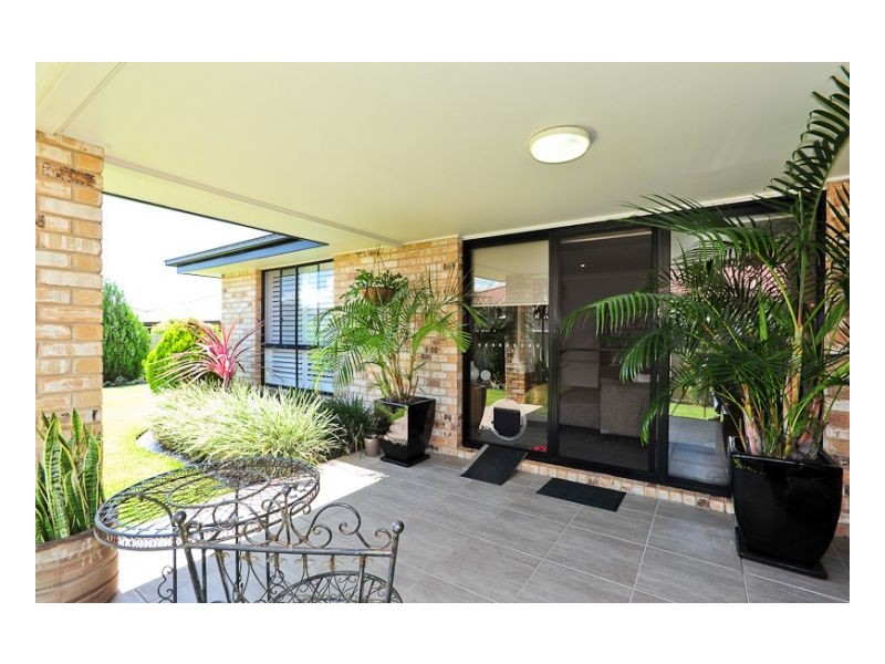 29 Bluehaven Drive, Old Bar NSW 2430