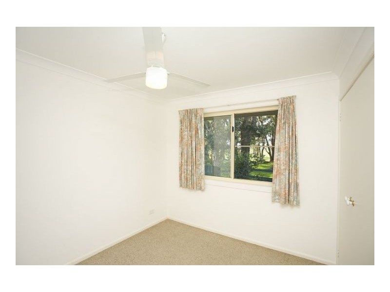 1 & 2, 59  Old Bar Road, Old Bar NSW 2430