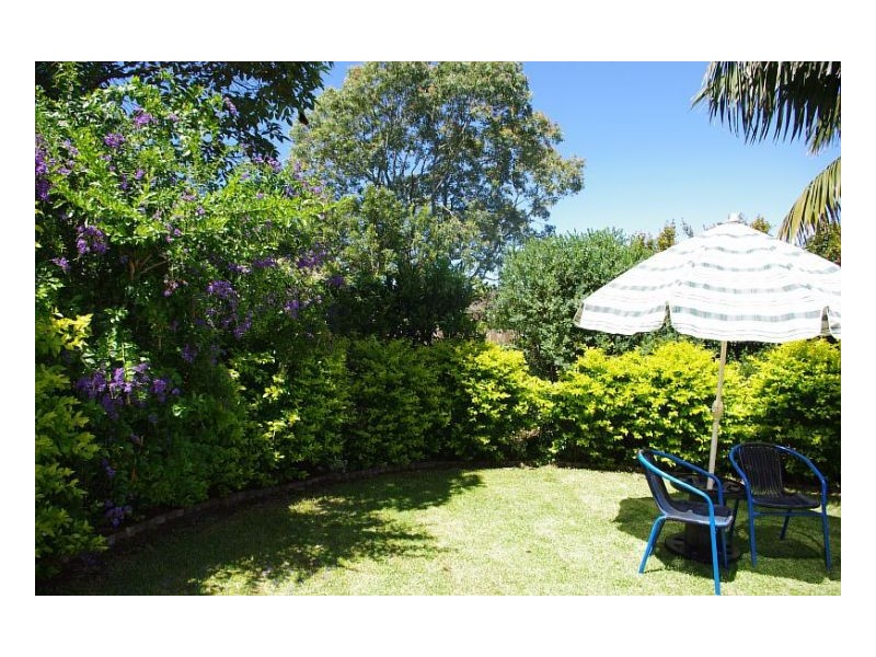 40  Molong Road, Old Bar NSW 2430