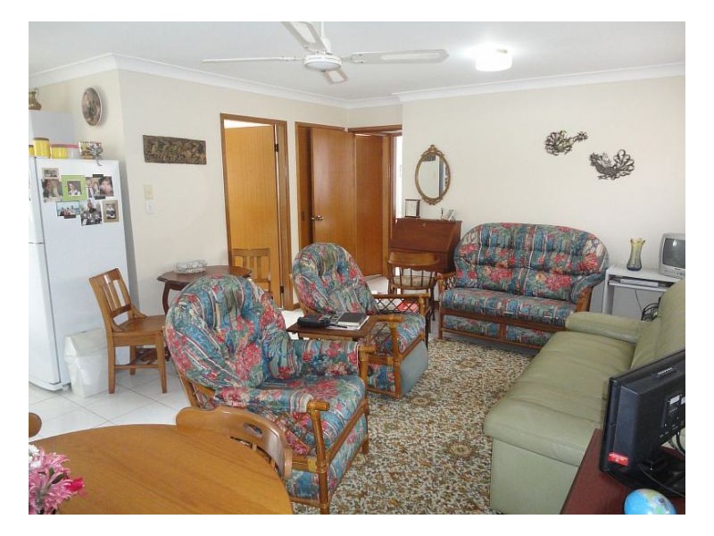 2/72 Waterman St, Old Bar NSW 2430