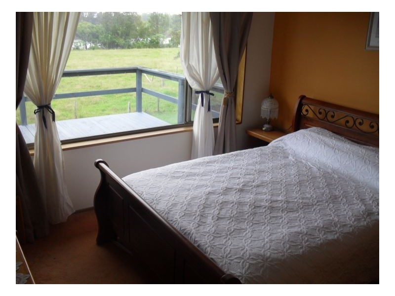 Oxley Island NSW 2430