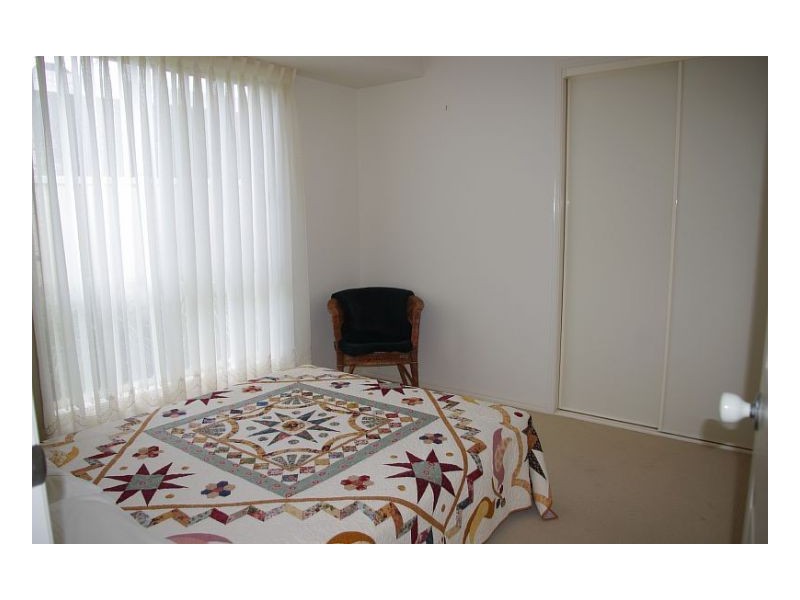 2/16 Rosier Place, Old Bar NSW 2430