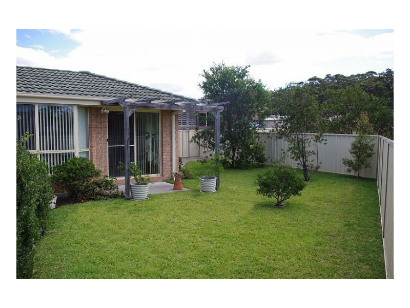 2/16 Rosier Place, Old Bar NSW 2430