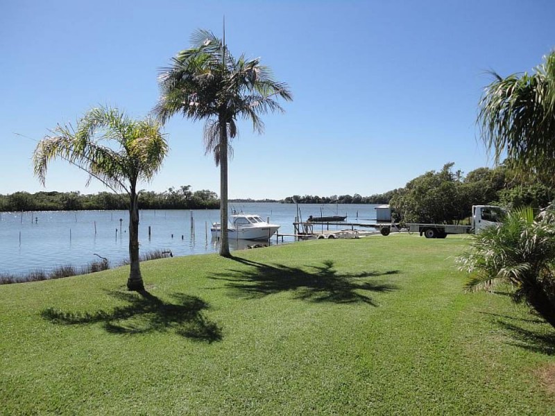 1451 Manning Point Rd, Manning Point NSW 2430