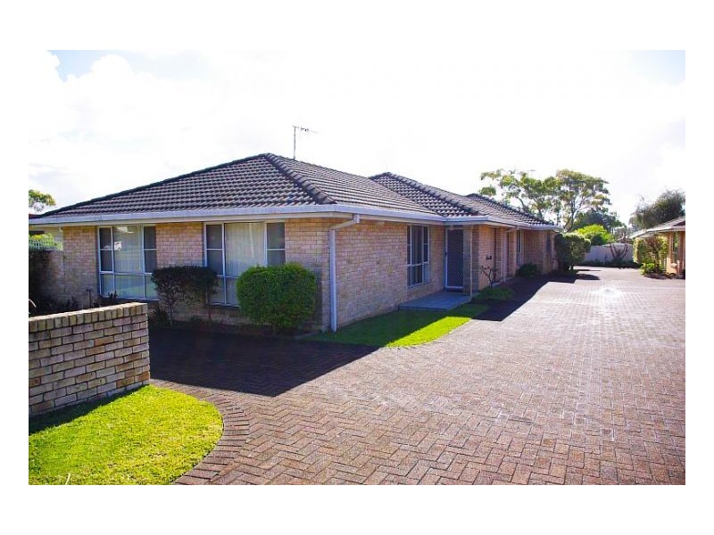 1/37 Old Bar Road, Old Bar NSW 2430