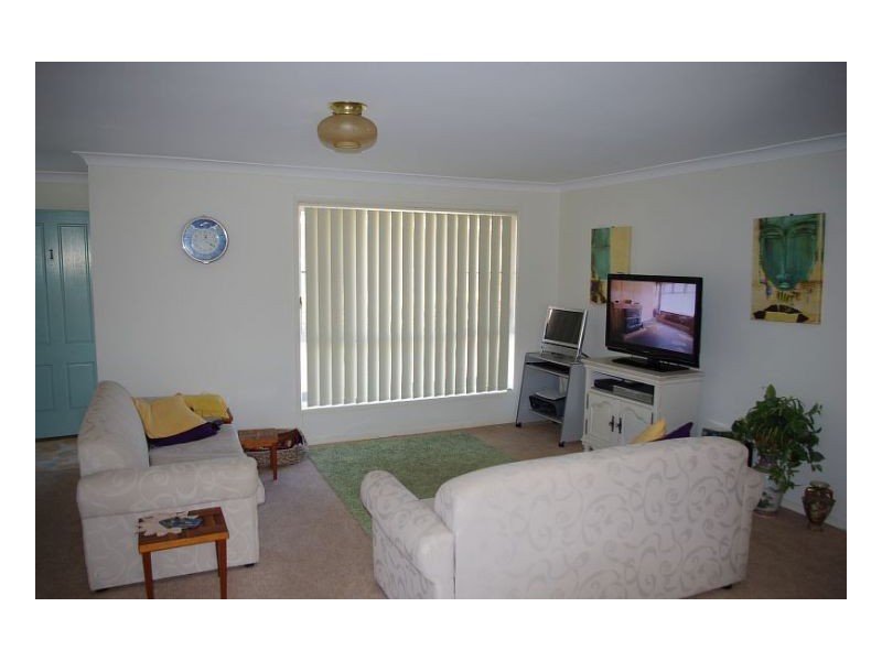 1/37 Old Bar Road, Old Bar NSW 2430