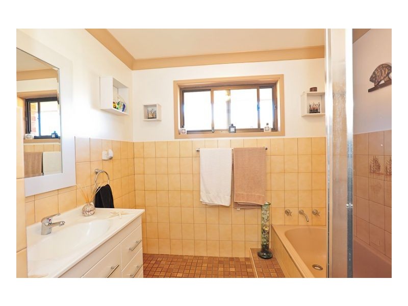 53 Clerke Street, Old Bar NSW 2430