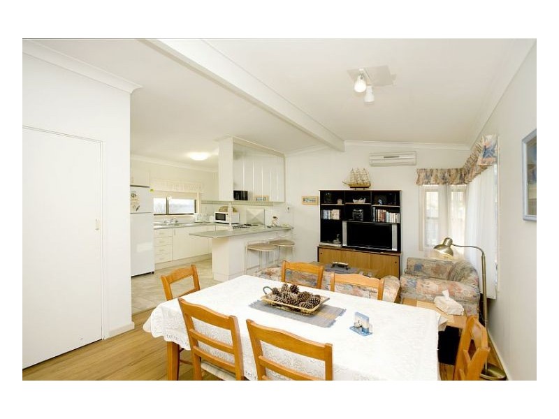 21-23 Bryan Street, Old Bar NSW 2430