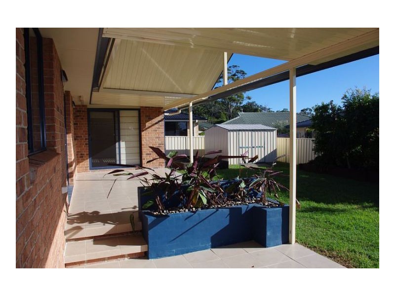 11 Albatross Way, Old Bar NSW 2430