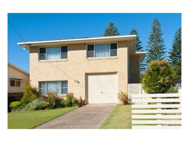 24 George St, Old Bar NSW 2430