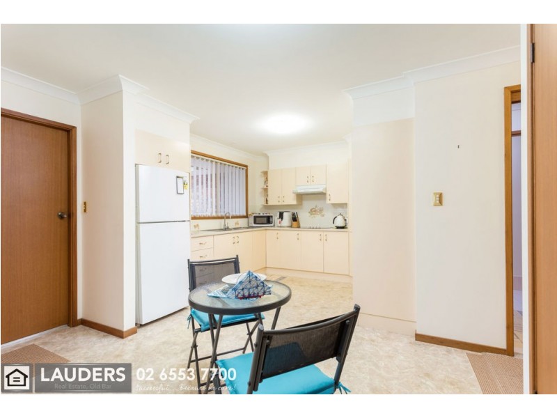 1/18 Farleigh St, Old Bar NSW 2430