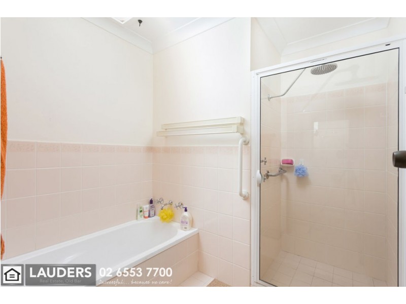 1/18 Farleigh St, Old Bar NSW 2430