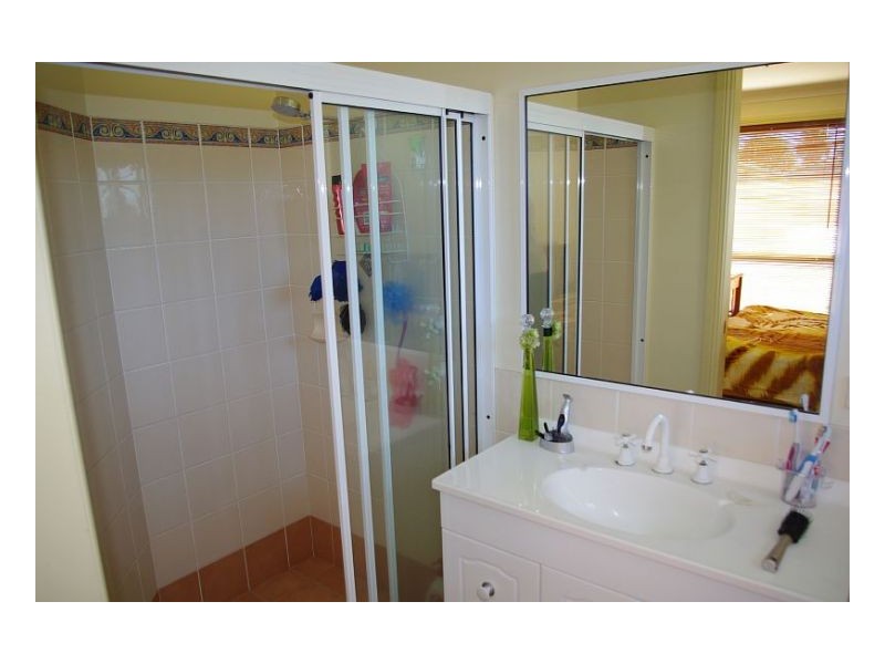 3 Snoewood Street, Old Bar NSW 2430