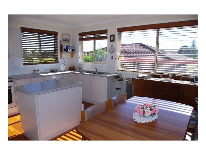 131 Waterman Street, Old Bar NSW 2430