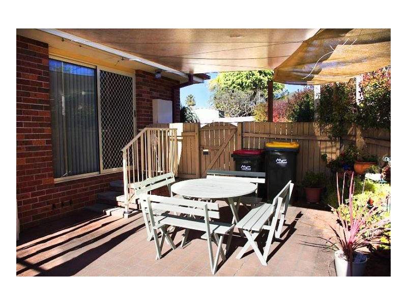 131 Waterman Street, Old Bar NSW 2430