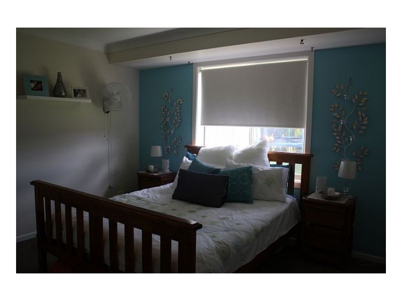 8 Marlin Court, Old Bar NSW 2430