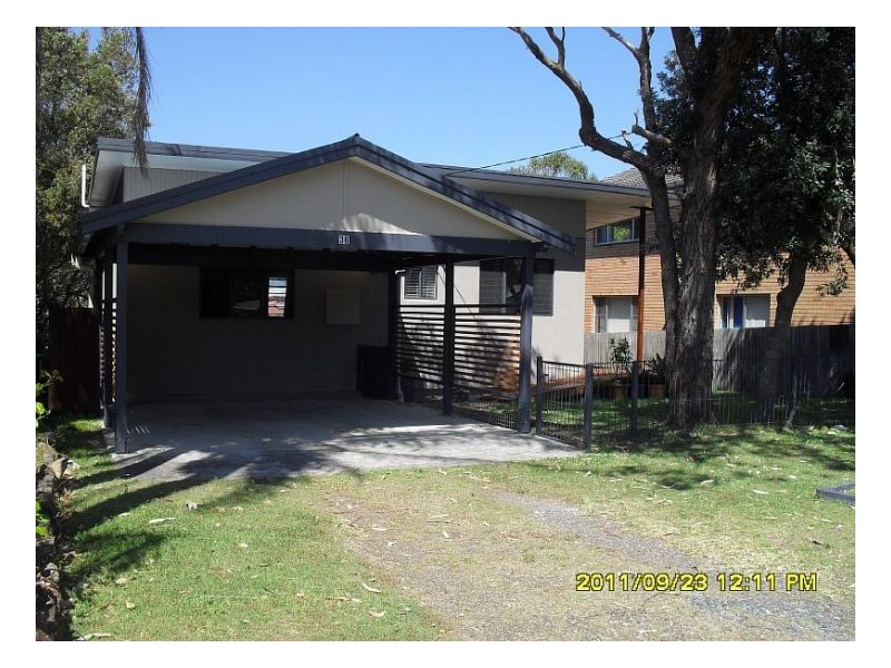 36 Hall St, Old Bar NSW 2430