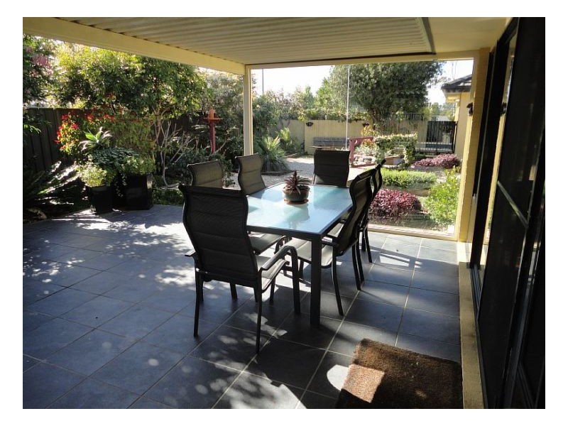 2 Bluehaven Drive, Old Bar NSW 2430