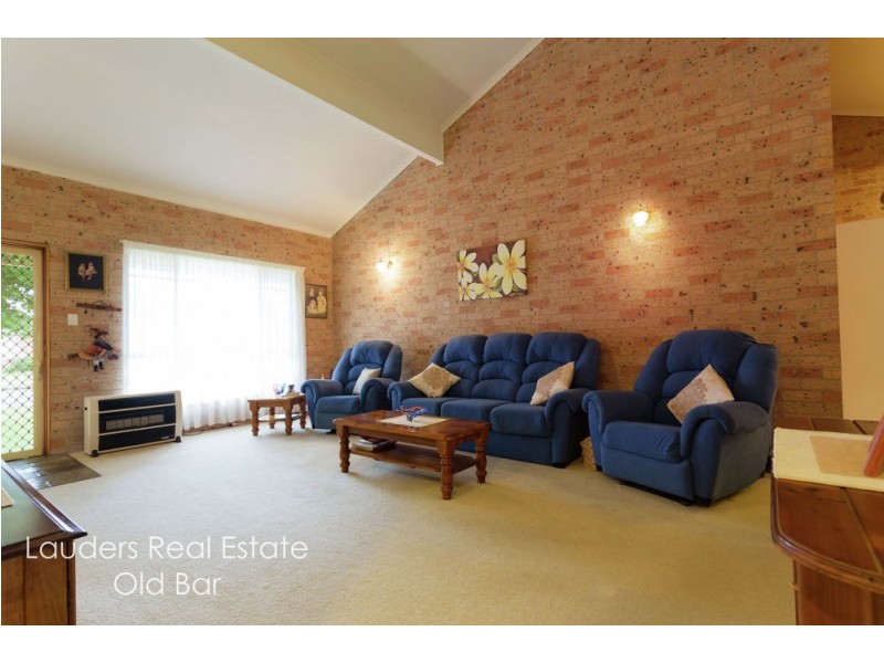 2/22 Farleigh Street, Old Bar NSW 2430