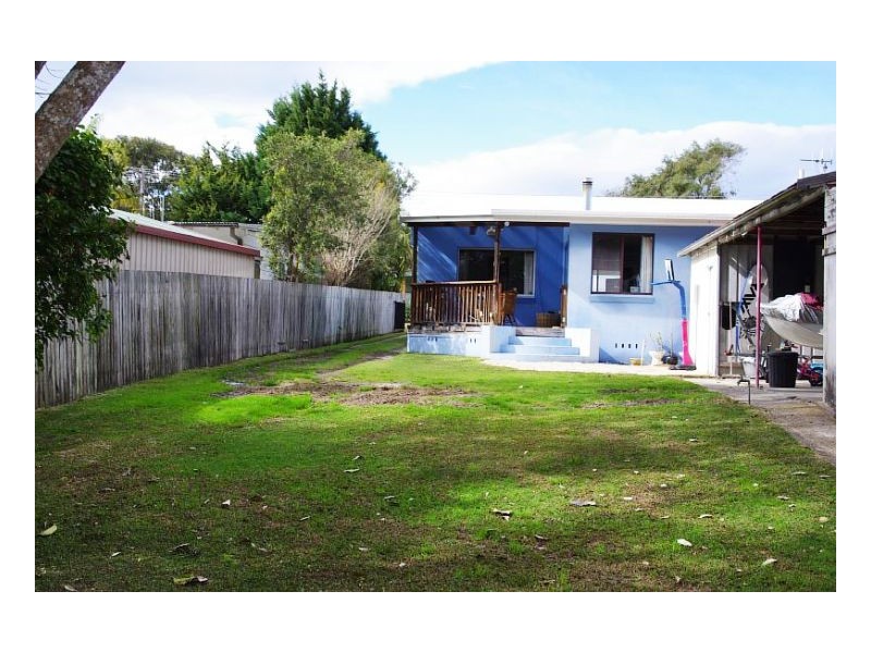 21 Hall Street, Old Bar NSW 2430