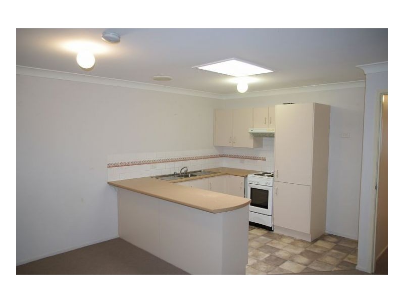 3/26 Old Bar Road, Old Bar NSW 2430