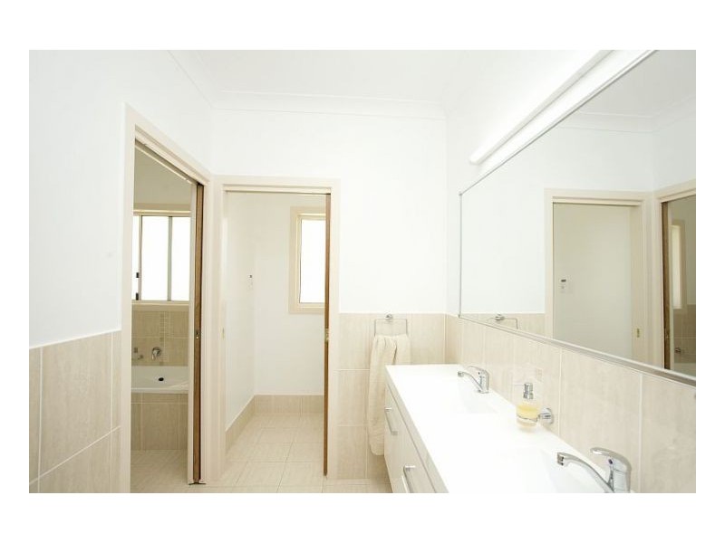 106 Beal Avenue, Mitchells Island NSW 2430