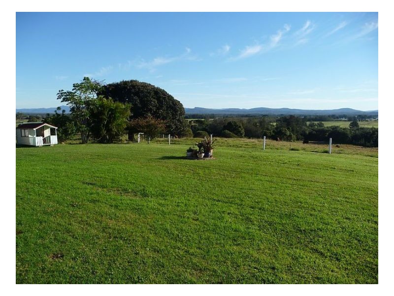 106 Beal Avenue, Mitchells Island NSW 2430