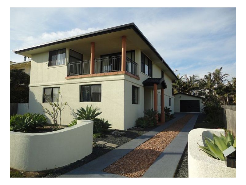 10 Ocean Drive, Wallabi Point NSW 2430