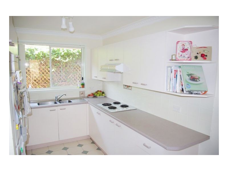 2a Casuarina Cl, Old Bar NSW 2430