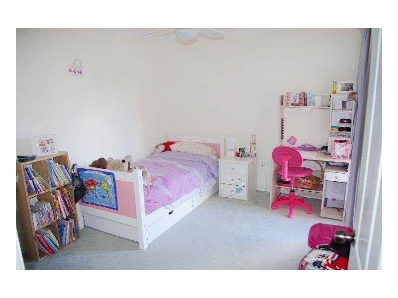 2a Casuarina Cl, Old Bar NSW 2430