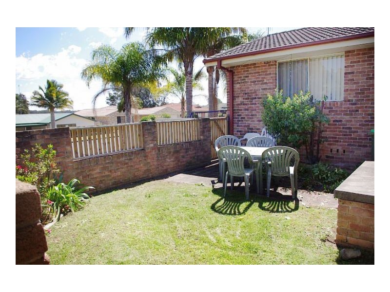 2a Casuarina Cl, Old Bar NSW 2430