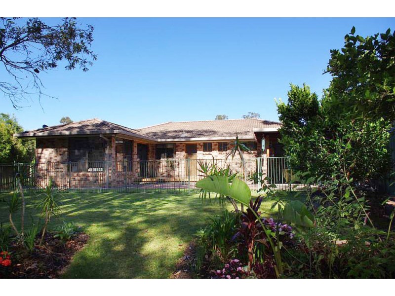 5 Cassia Close, Old Bar NSW 2430