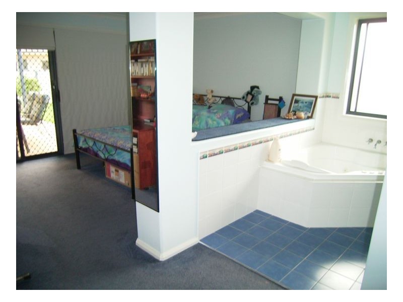 23 Mistral Place, Old Bar NSW 2430