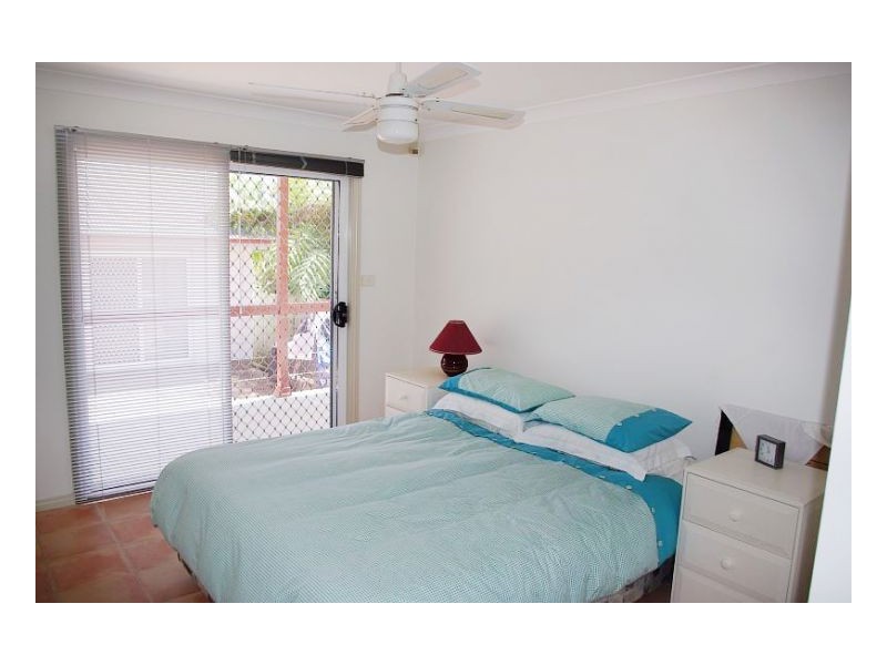 43 Waterman Street, Old Bar NSW 2430