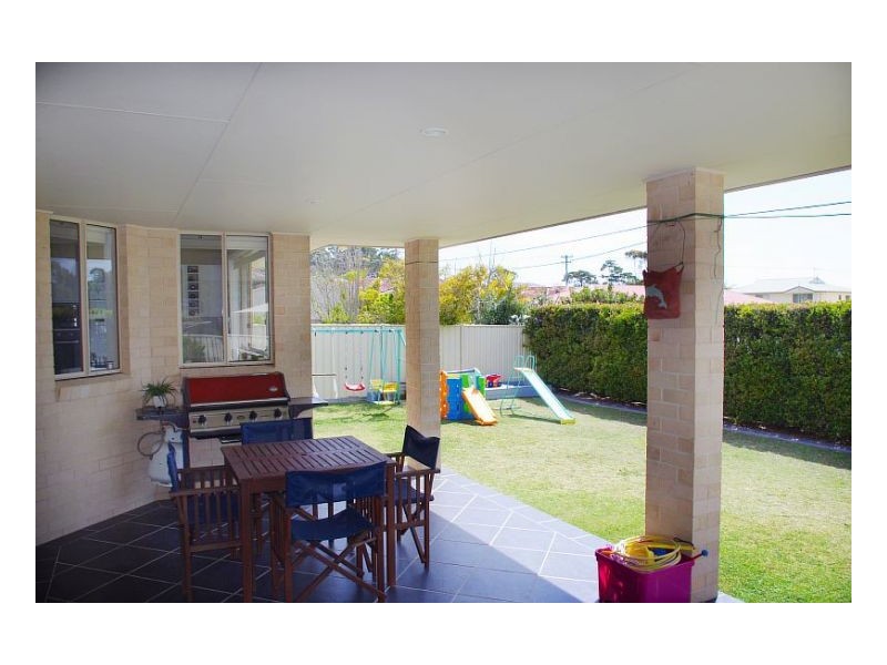 7 Ivy Crescent, Old Bar NSW 2430