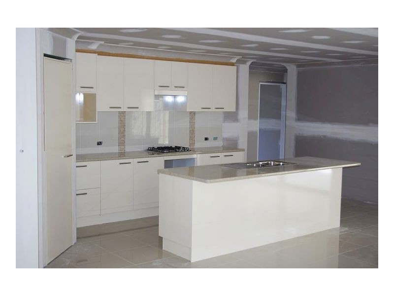 39 Albatross Way, Old Bar NSW 2430