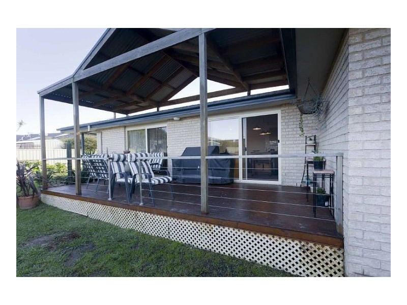 14 Rosier Place, Old Bar NSW 2430