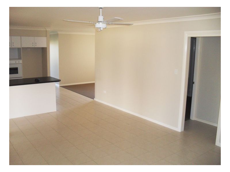 28 Bluehaven Drive, Old Bar NSW 2430