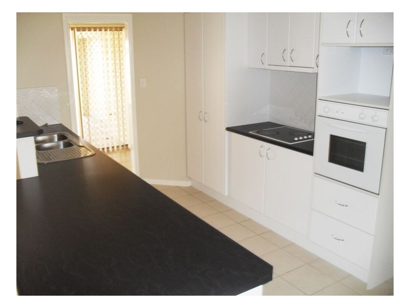 28 Bluehaven Drive, Old Bar NSW 2430