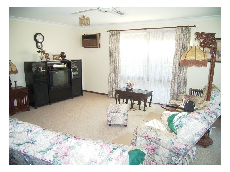 1/7 Casuarina Close, Old Bar NSW 2430