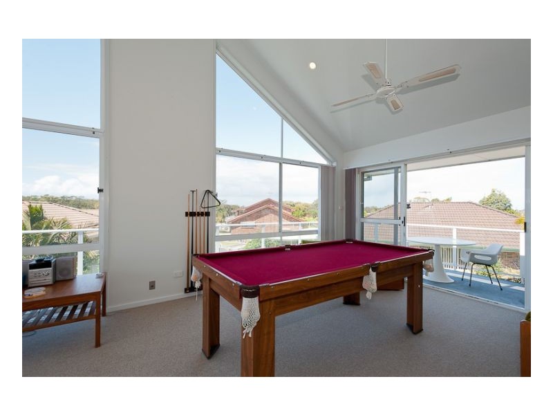 11 Laurina Close, Old Bar NSW 2430