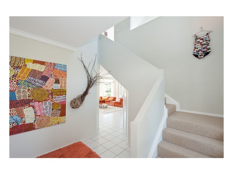 11 Laurina Close, Old Bar NSW 2430