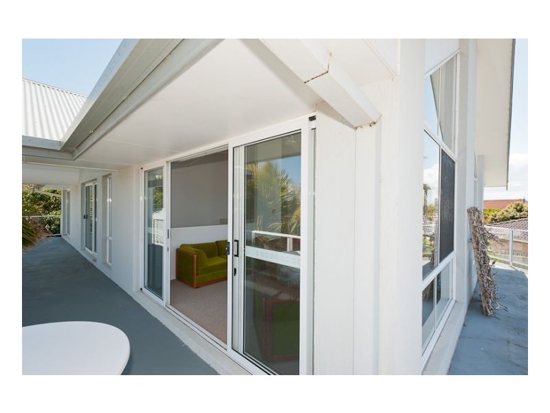 11 Laurina Close, Old Bar NSW 2430