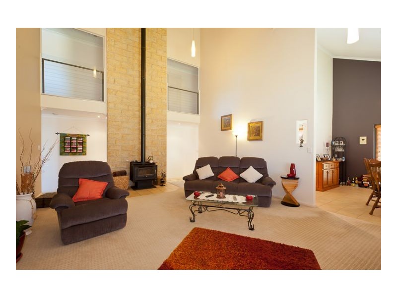 18 Ruby Drive, Taree NSW 2430