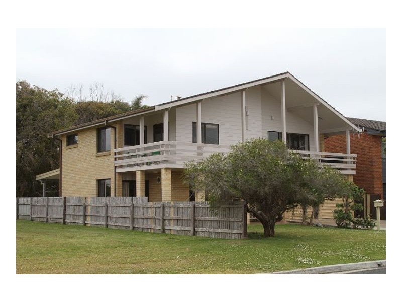 27 Ocean Drive, Wallabi Point NSW 2430